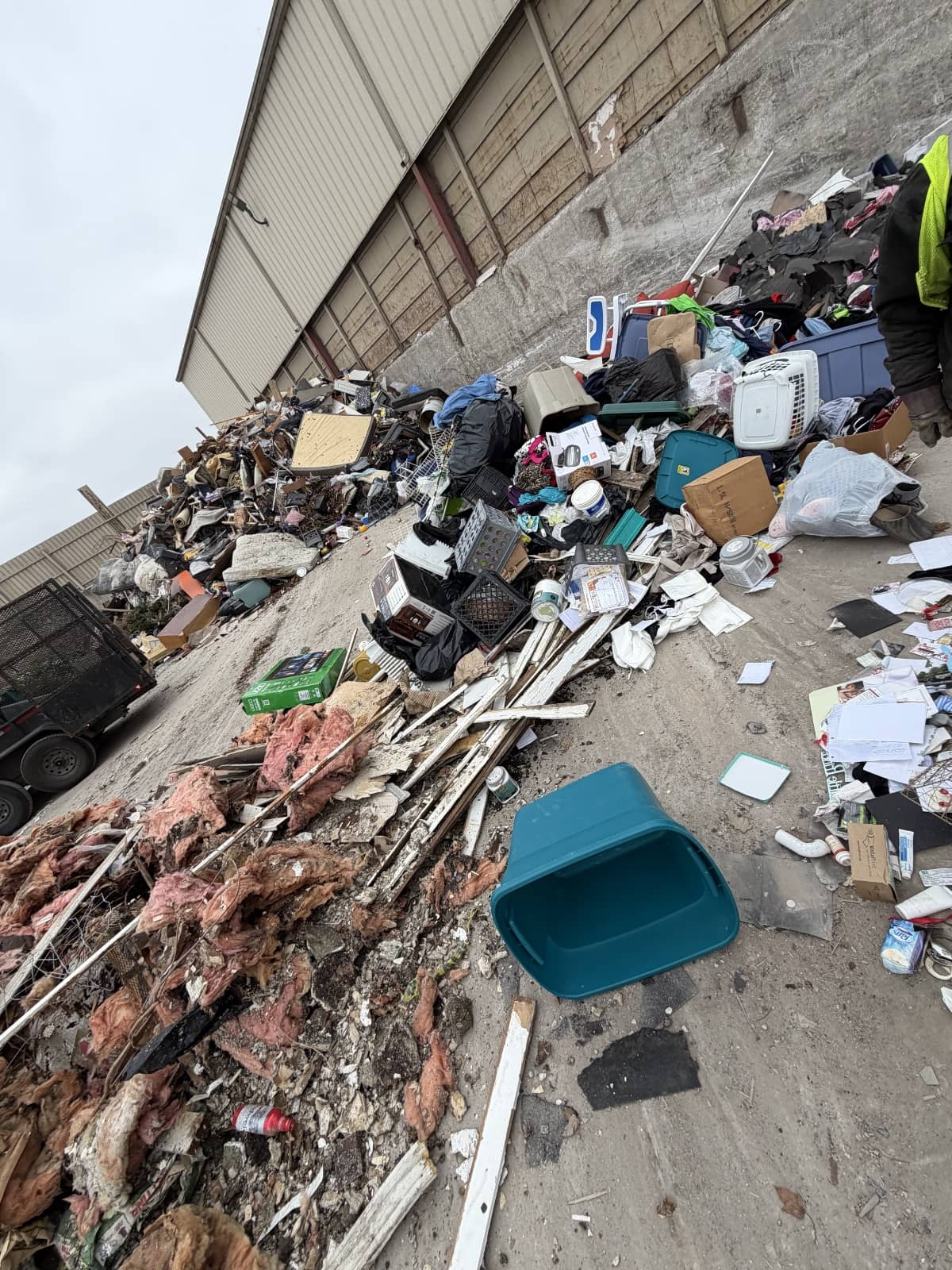 garbage haul away service