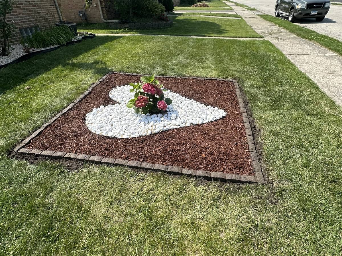 heart-shaped square gravel landscaping
