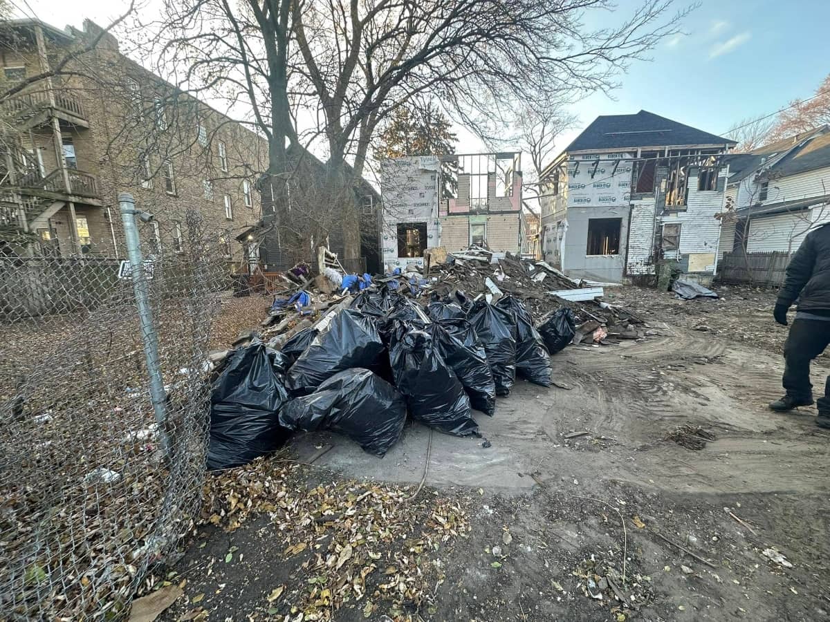 junk removal service trash bags